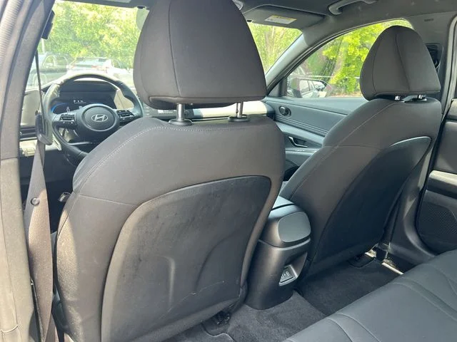 Used 2025 Gray Hyundai SEL Sport image 32