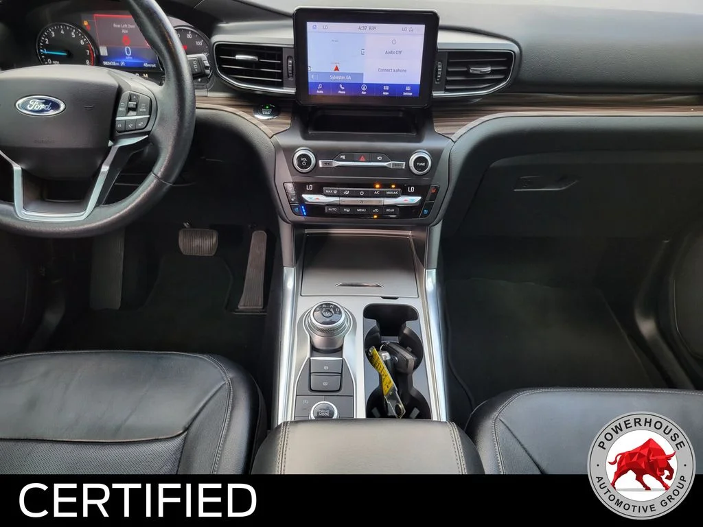 Used 2020 White Ford Limited image 22
