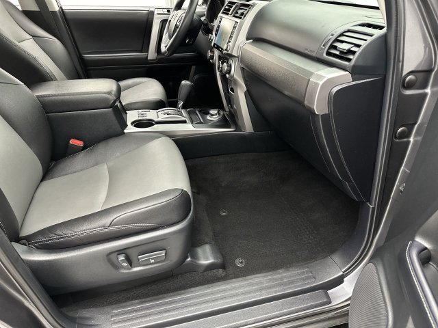 Used 2022 Gray Toyota SR5 Premium image 25