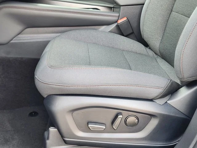 New 2026 Space White Metallic Ford Active image 24
