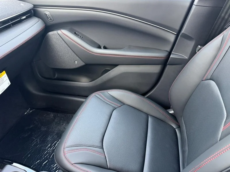 New 2026 Glacier Gray Metallic Tri-coat Ford Premium AWD image 15