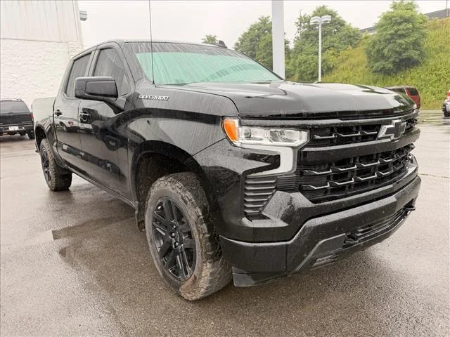 Used 2023 Black Chevrolet RST image 4