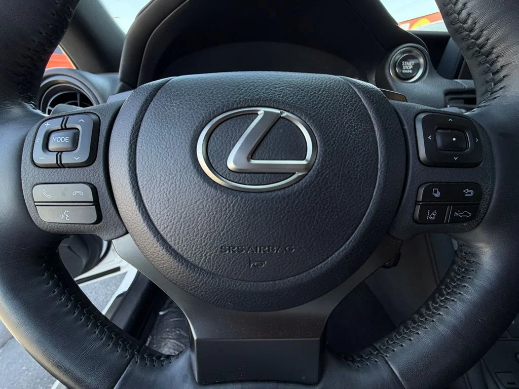 Used 2023 White Lexus 300 image 25
