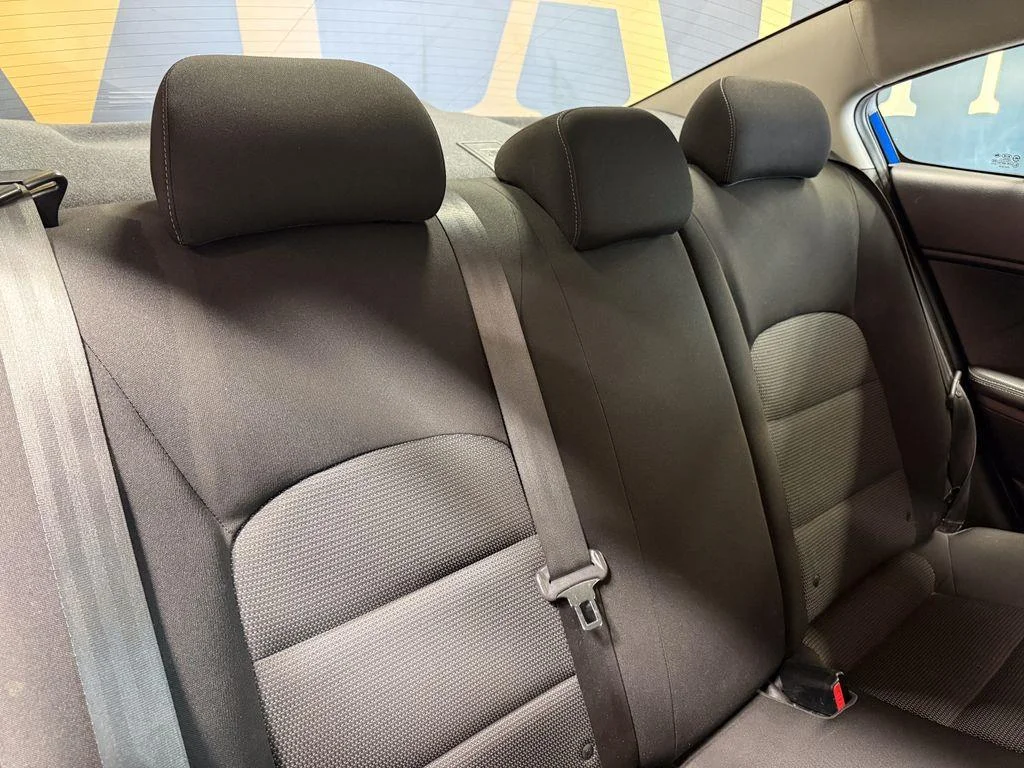 Used 2017 Deep Sea Blue Kia LX image 19