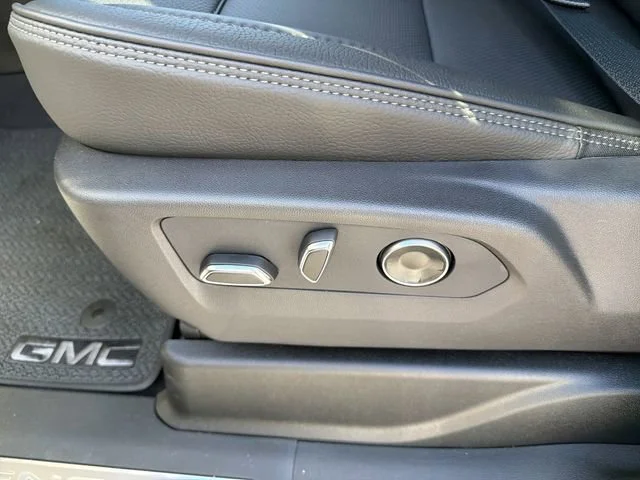 New 2026 Sterling Metallic GMC Denali image 21