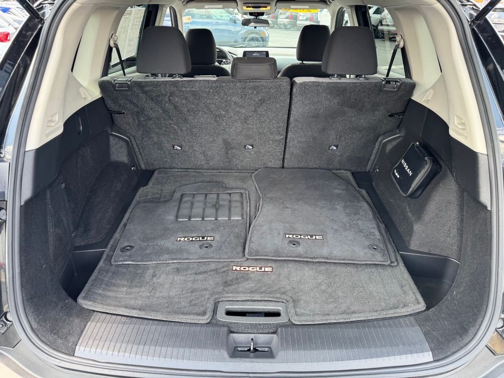 Used 2023 Super Black Nissan SV image 25