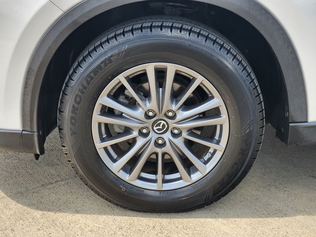 Used 2019 Snowflake White Pearl Mazda Touring image 10