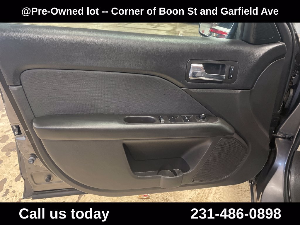 Used 2012 Gray Ford SE image 14
