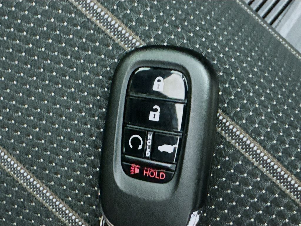 Certified Used 2026 Platinum Honda TrailSport image 40