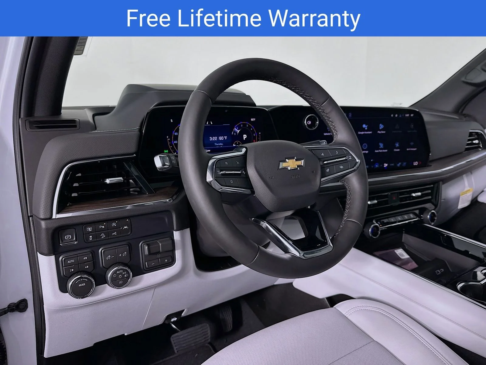 2026 Chevrolet Suburban Premier - Photo 10