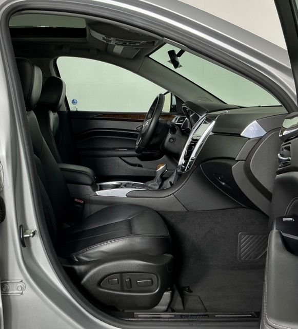 Used 2014 Radiant Silver Metallic Cadillac Performance image 24