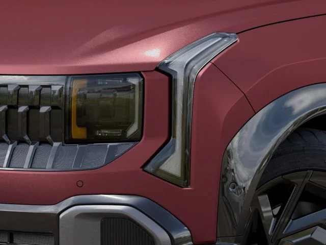 New 2027 Magma Red Matte Kia X-Line image 10