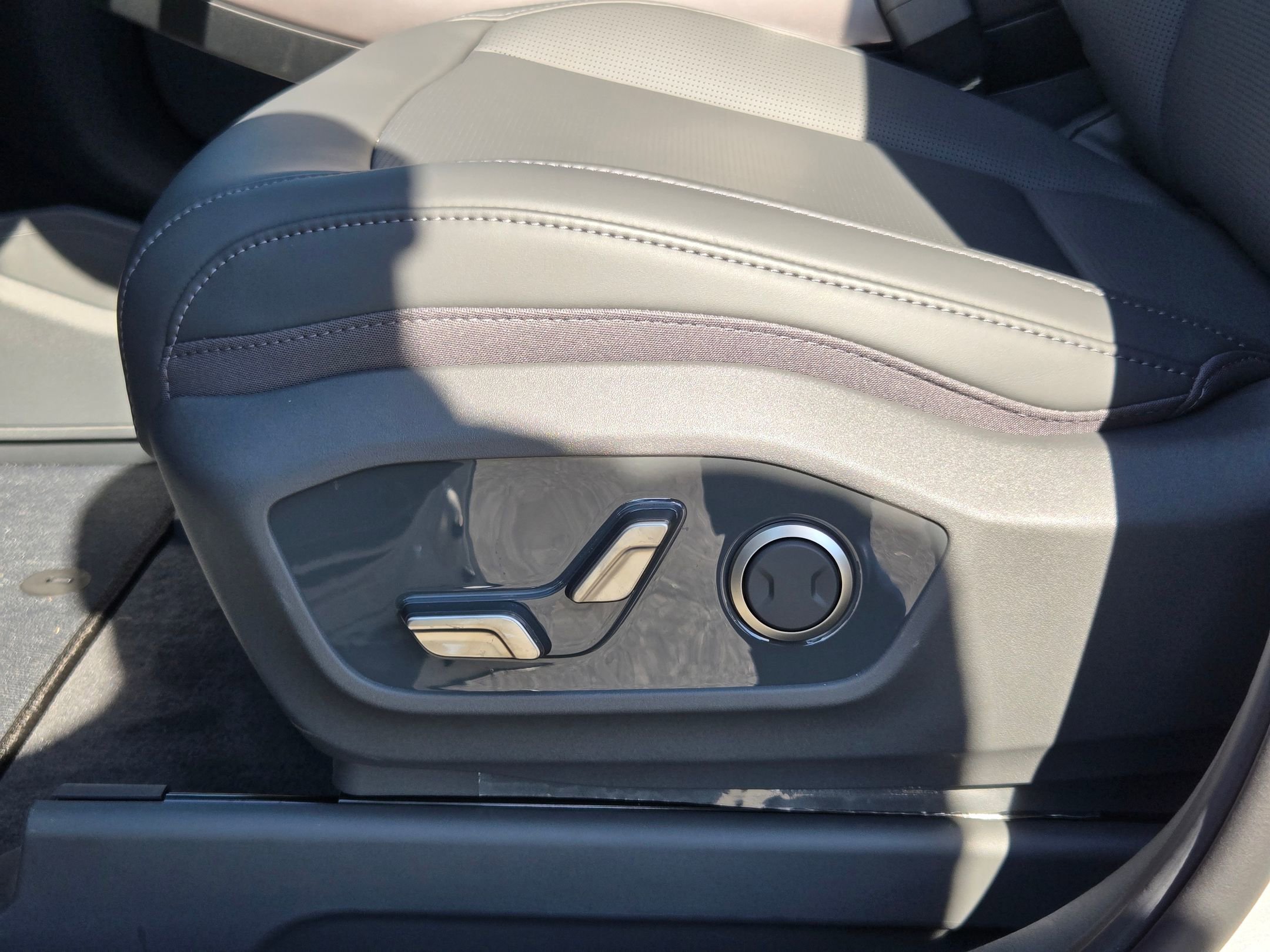 2026 Kia EV9 Light - Photo 22