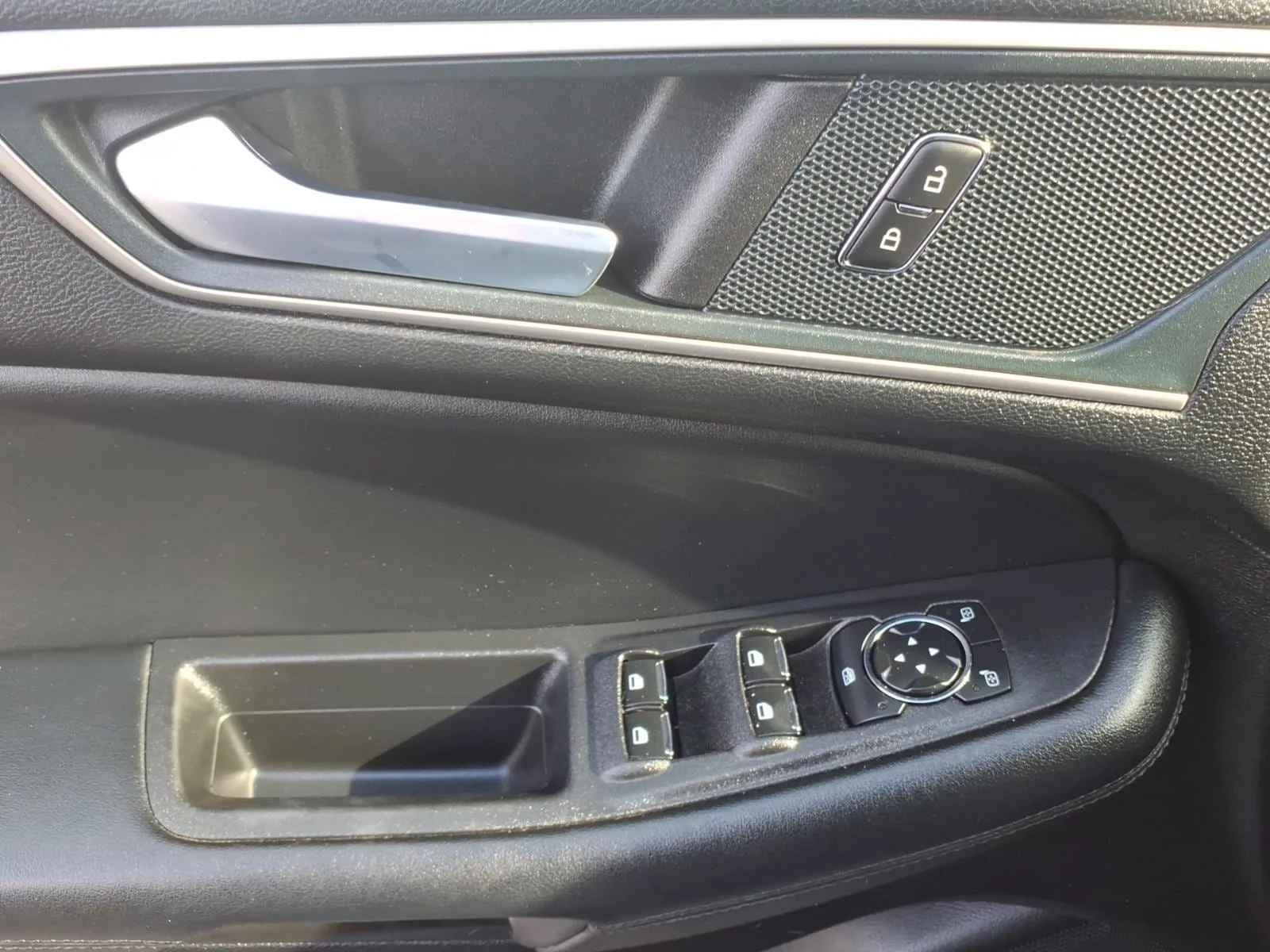 Used 2024 Blue Metallic Ford SEL image 20