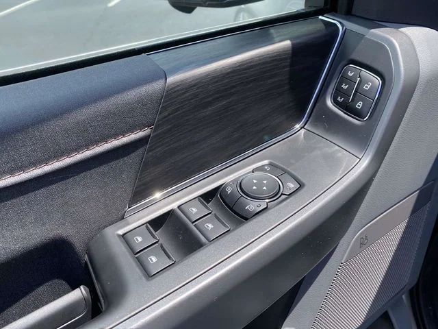 New 2026 Avalanche Ford Lariat image 9