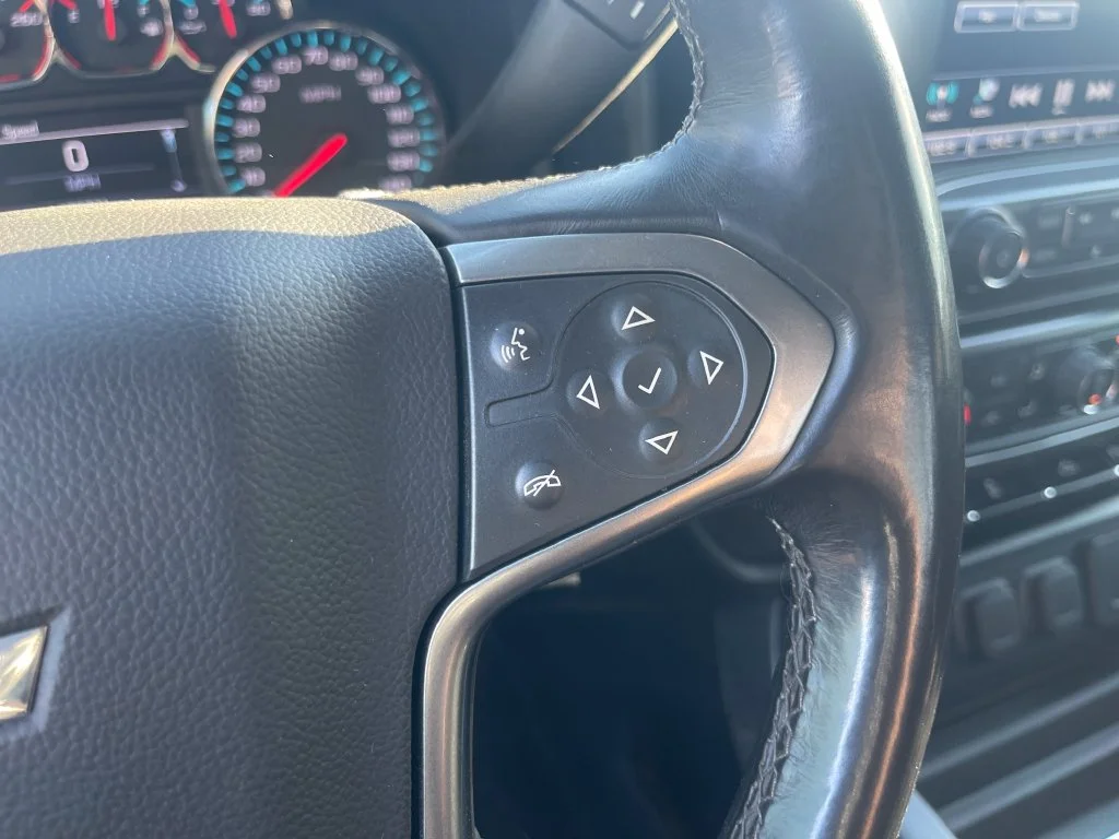 Used 2017 Blue Chevrolet LT image 21