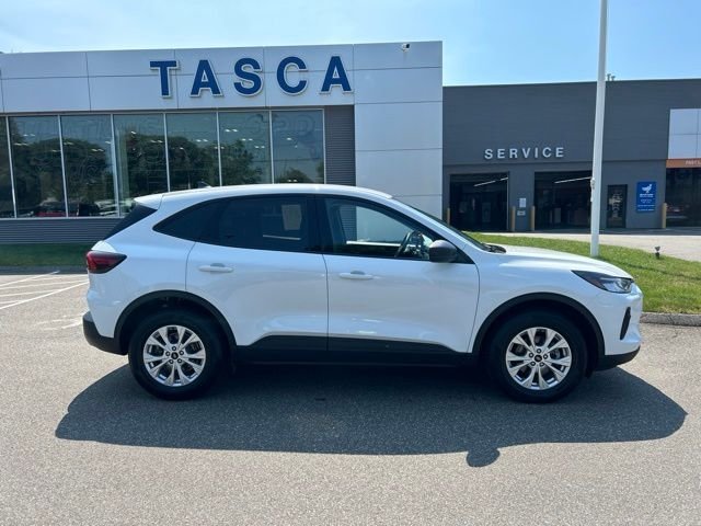 Used 2025 White Ford Active image 8