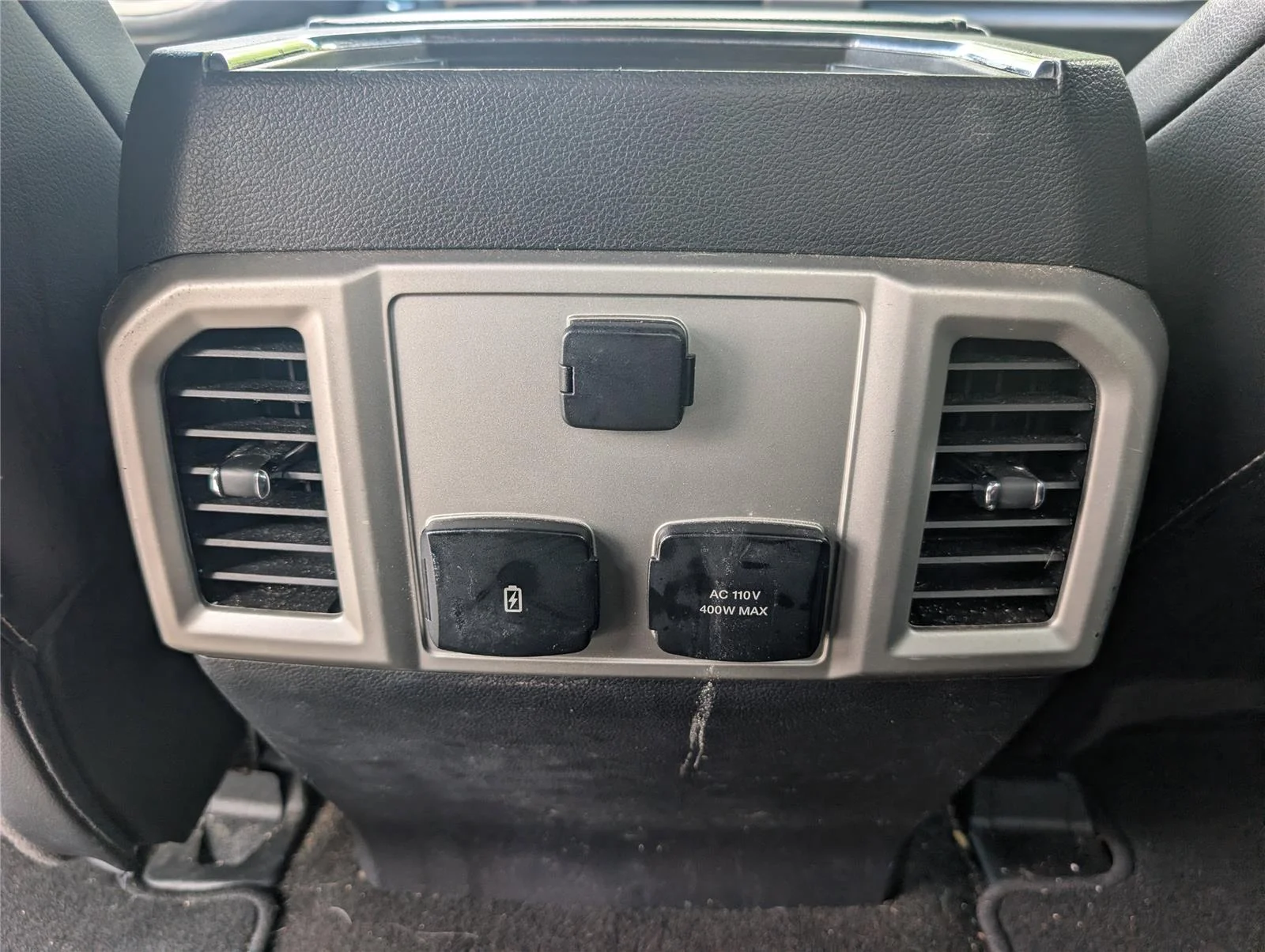 Used 2018 Oxford White Ford LARIAT image 15