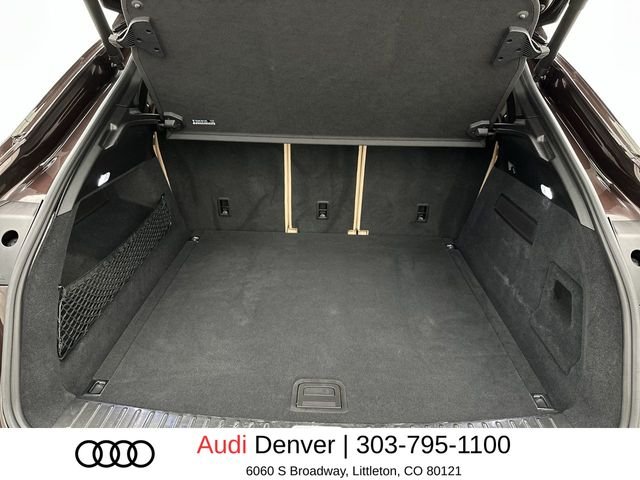 Used 2023  Porsche Base image 24