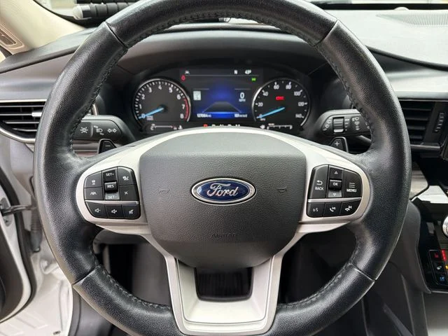 Used 2021 White Ford Limited image 16
