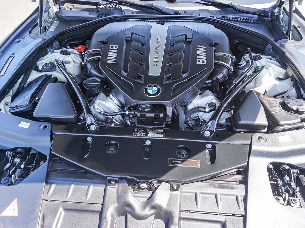 Used 2012 White BMW 650i image 25