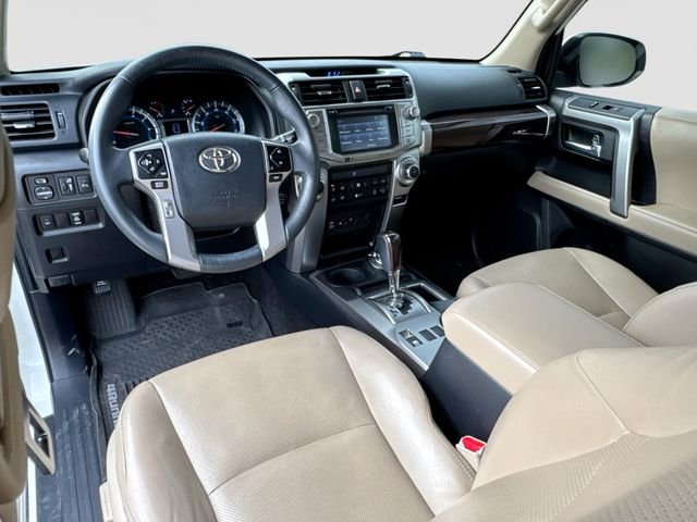 Used 2018 Blizzard Pearl Toyota Limited image 27