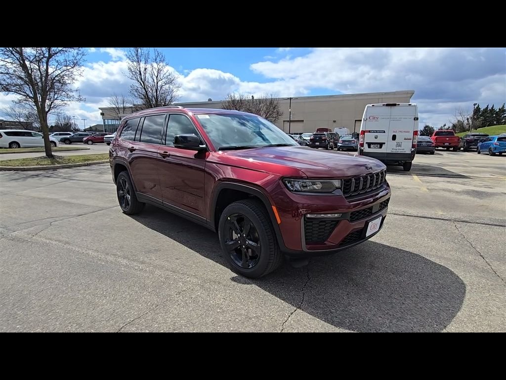 New 2026 Velvet Red Pearl-Coat Exterior Paint Jeep Limited image 2