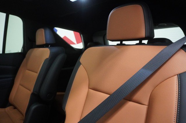 2027 Chevrolet Traverse Z71 - Photo 24