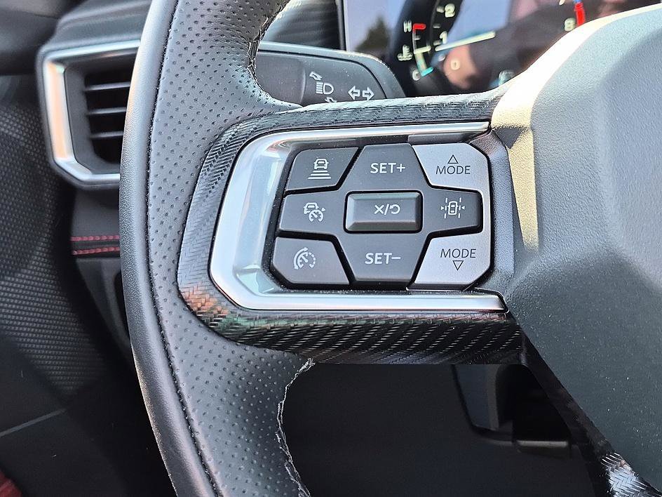 Used 2025 Black Ford GT Premium image 17