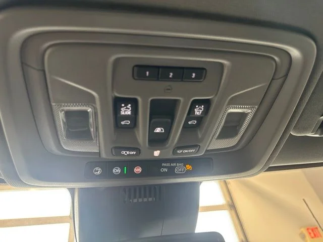 2025 GMC Sierra 3500HD Denali - Photo 14