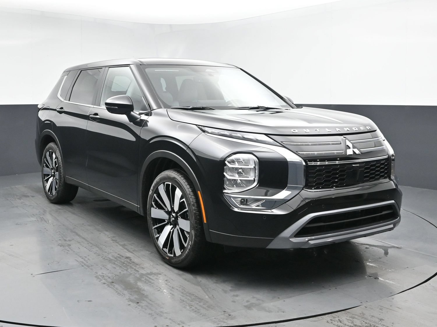 New 2026 Black Diamond Mitsubishi SE 1.5T 2WD image 2