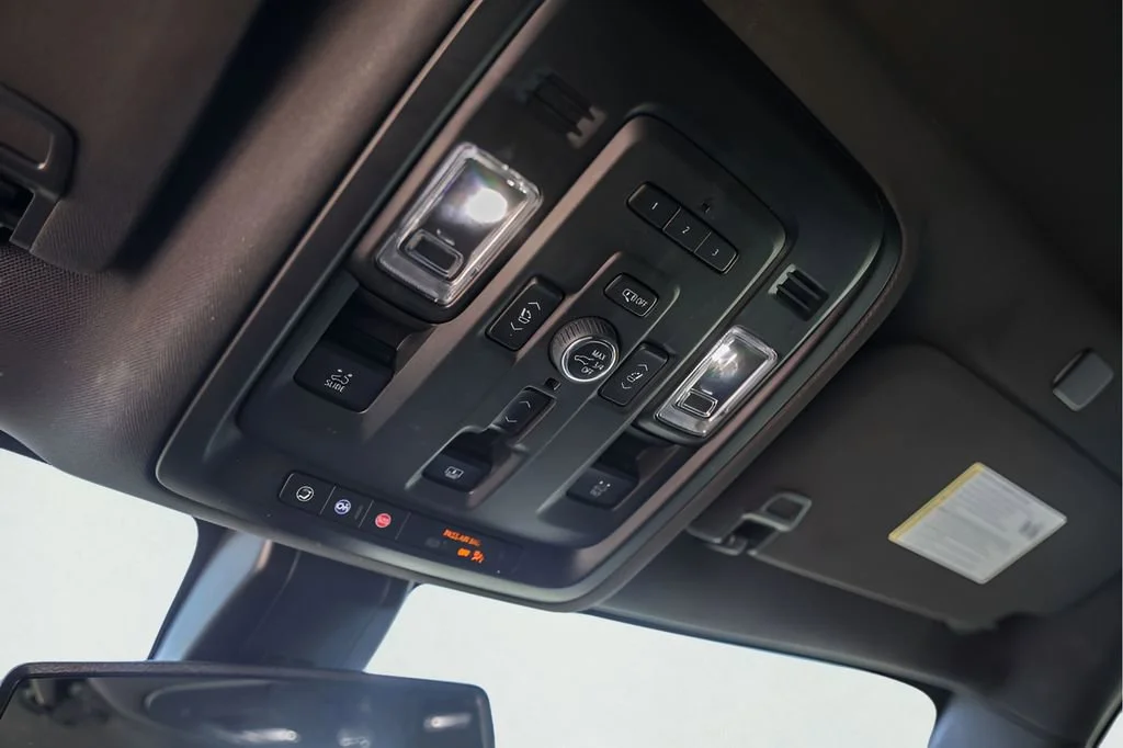 Used 2021 ONYX BLACK GMC AT4 image 25