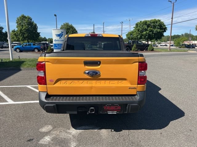 Used 2022 Orange Ford XLT image 6