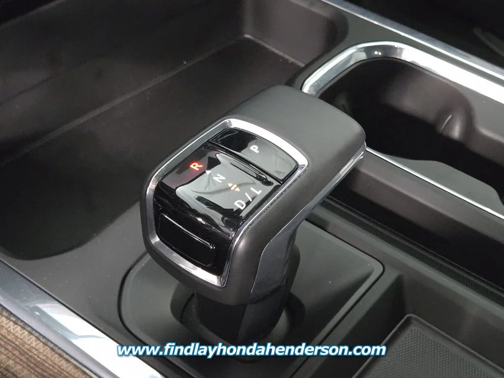 Used 2025 Sterling Gray Metallic Chevrolet LT Trail Boss image 31