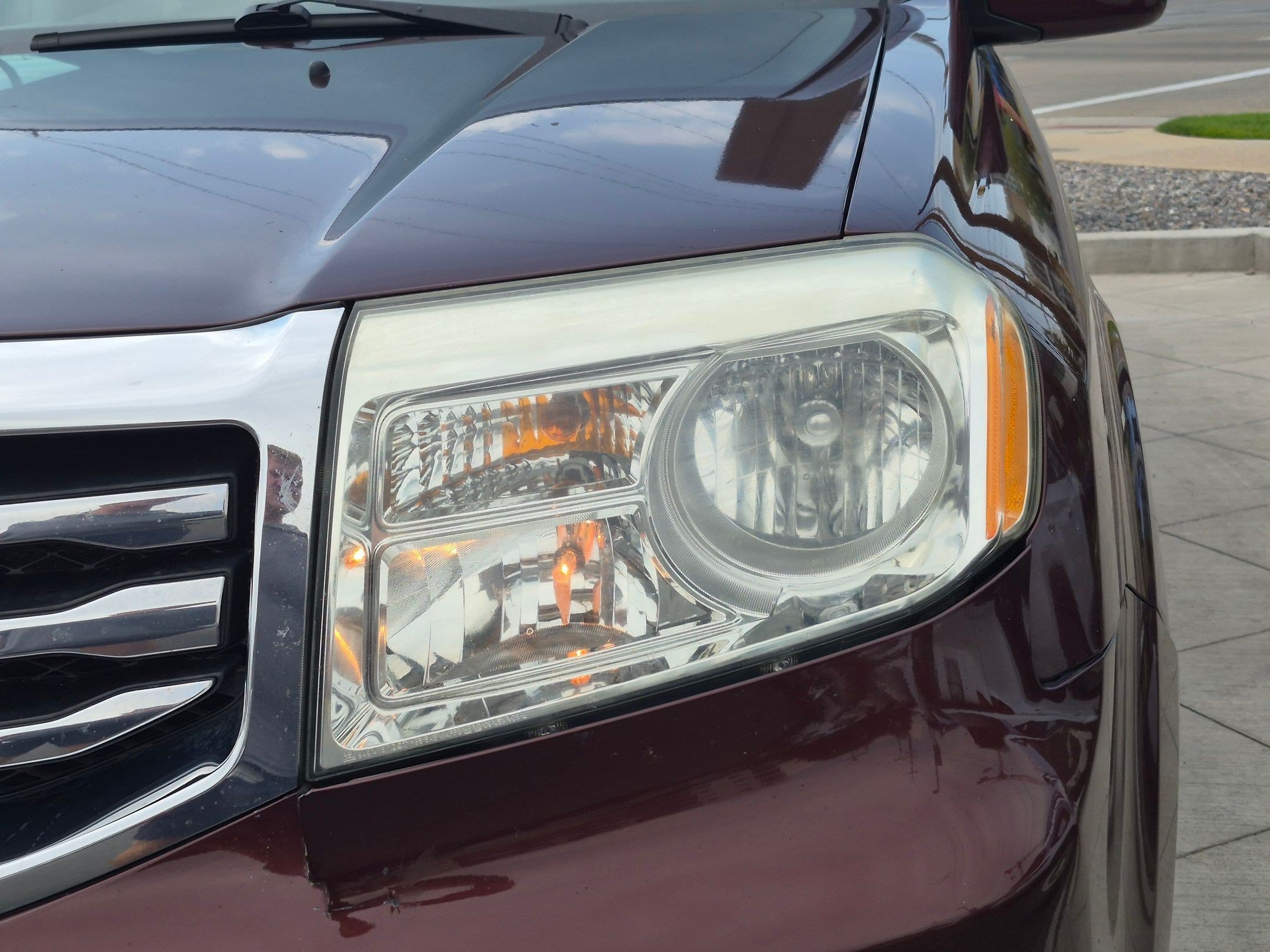 Used 2012 Maroon Honda Touring image 11