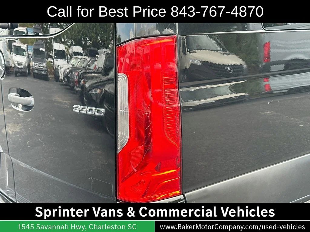 Used 2019 Jet Black Mercedes-Benz Cargo 170 WB EXT image 32