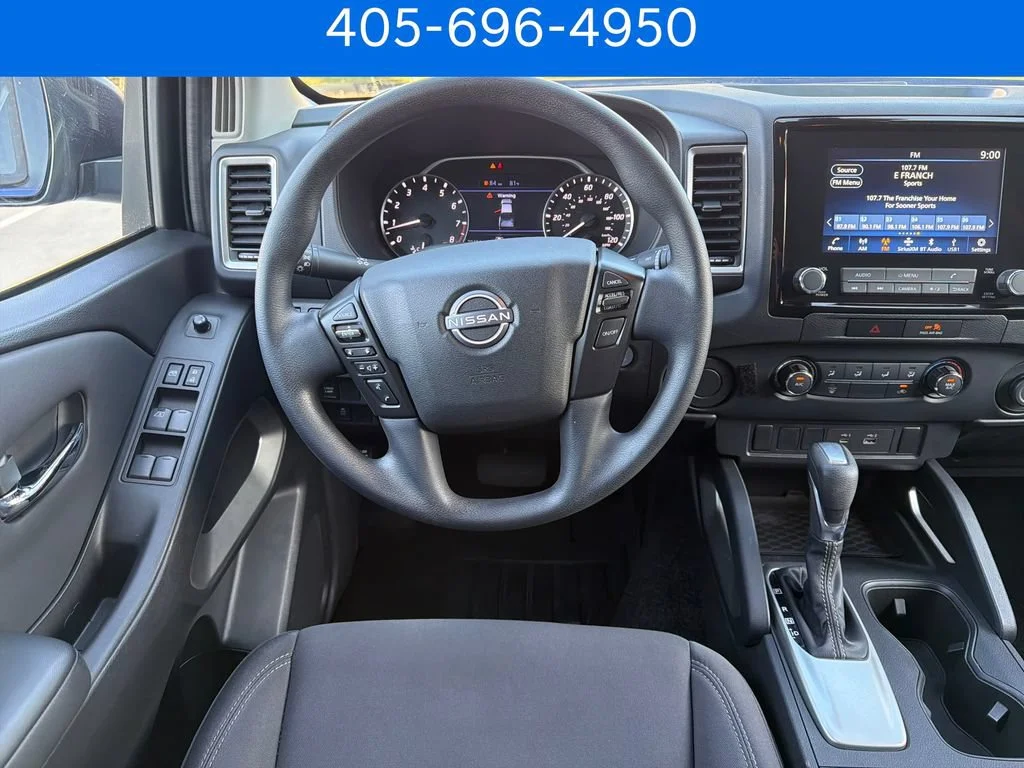 Pre-Owned 2022 Nissan Frontier SV