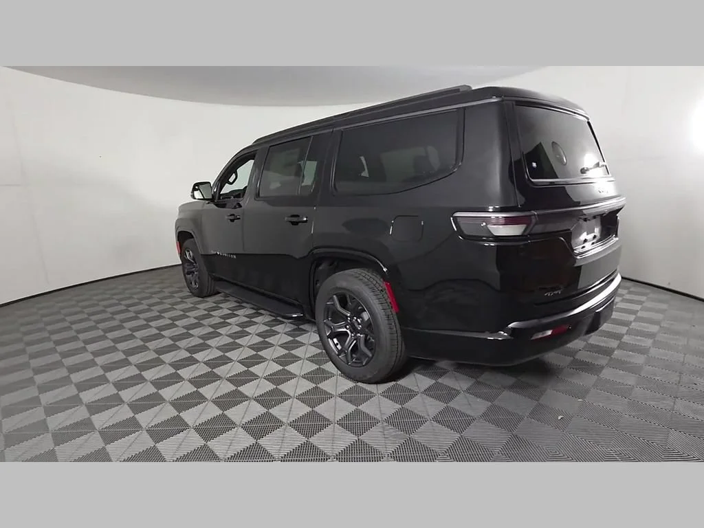 New 2026 High Gloss Black Exterior Paint Jeep Limited Altitude image 40