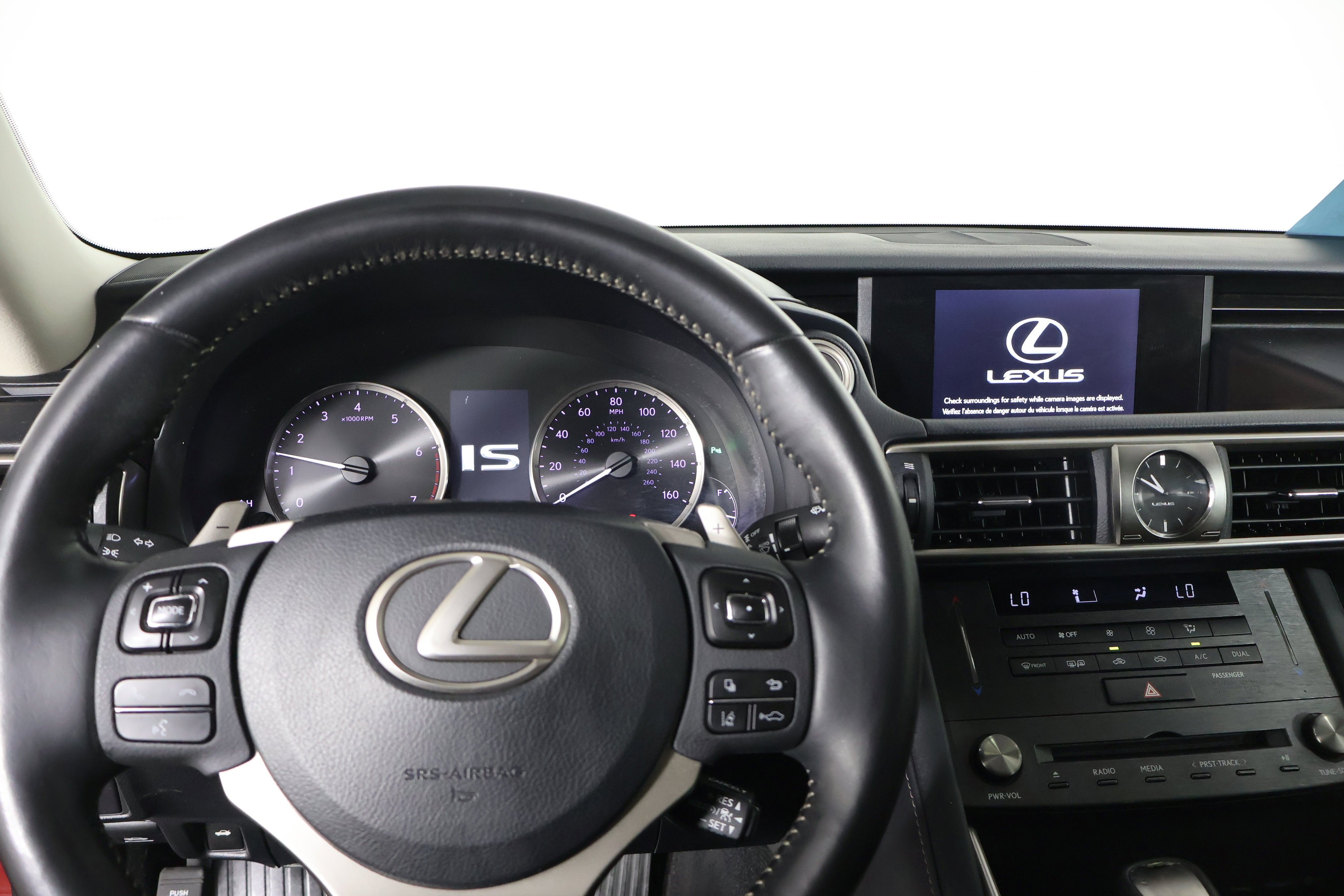 2019 Lexus IS 300 - Photo 16