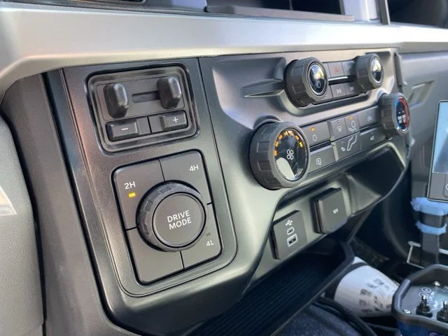 2025 Ford F-600 Super Duty Chassis Cab XL - Photo 14