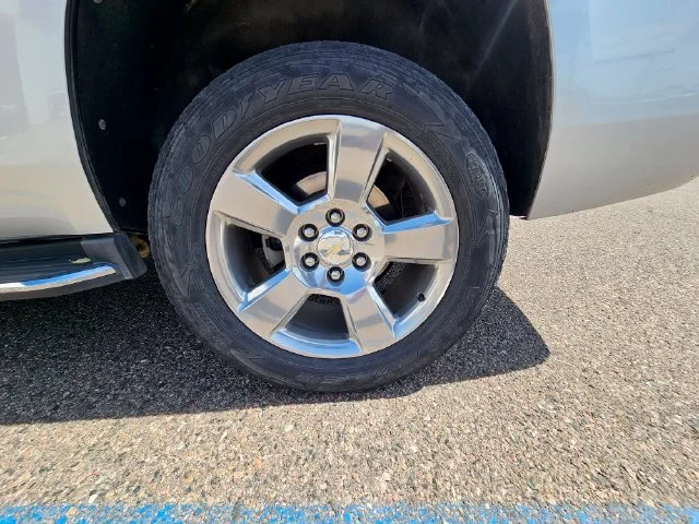 Used 2018 Silver Ice Metallic Chevrolet Premier image 50