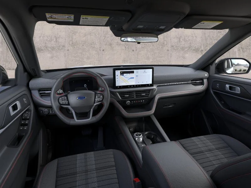 New 2026 Space White Metallic Ford ST-Line image 40