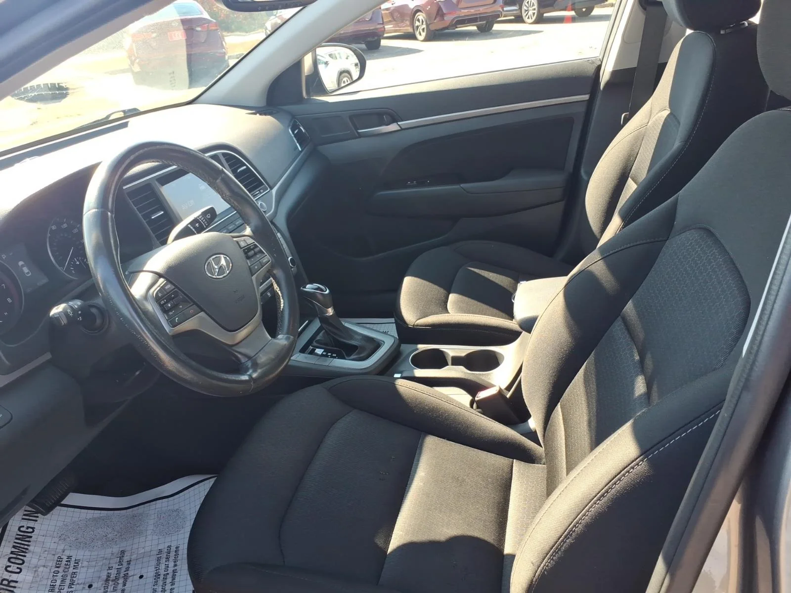 Used 2018 Machine Gray Hyundai Value Edition image 13