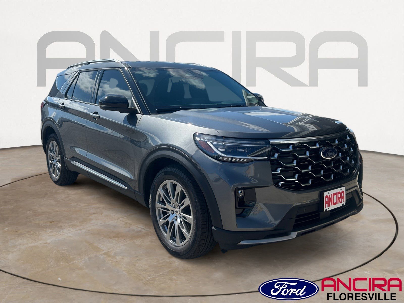 2026 Ford Explorer Platinum's photo