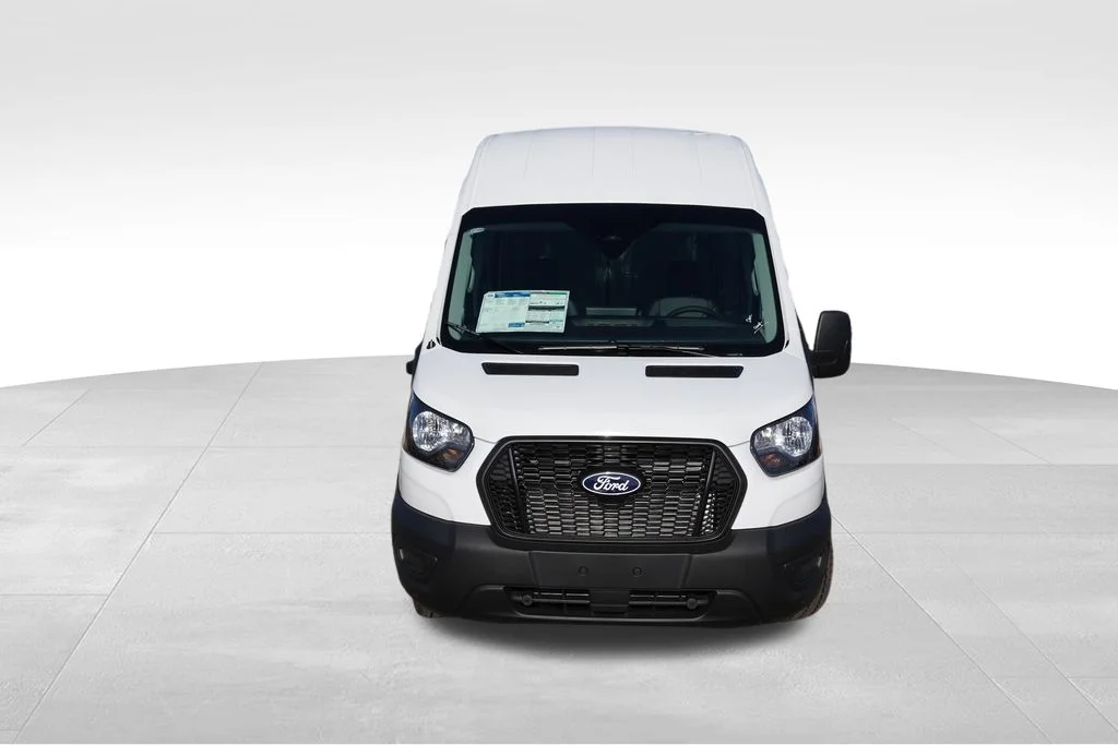 New 2027 White Ford Base image 8