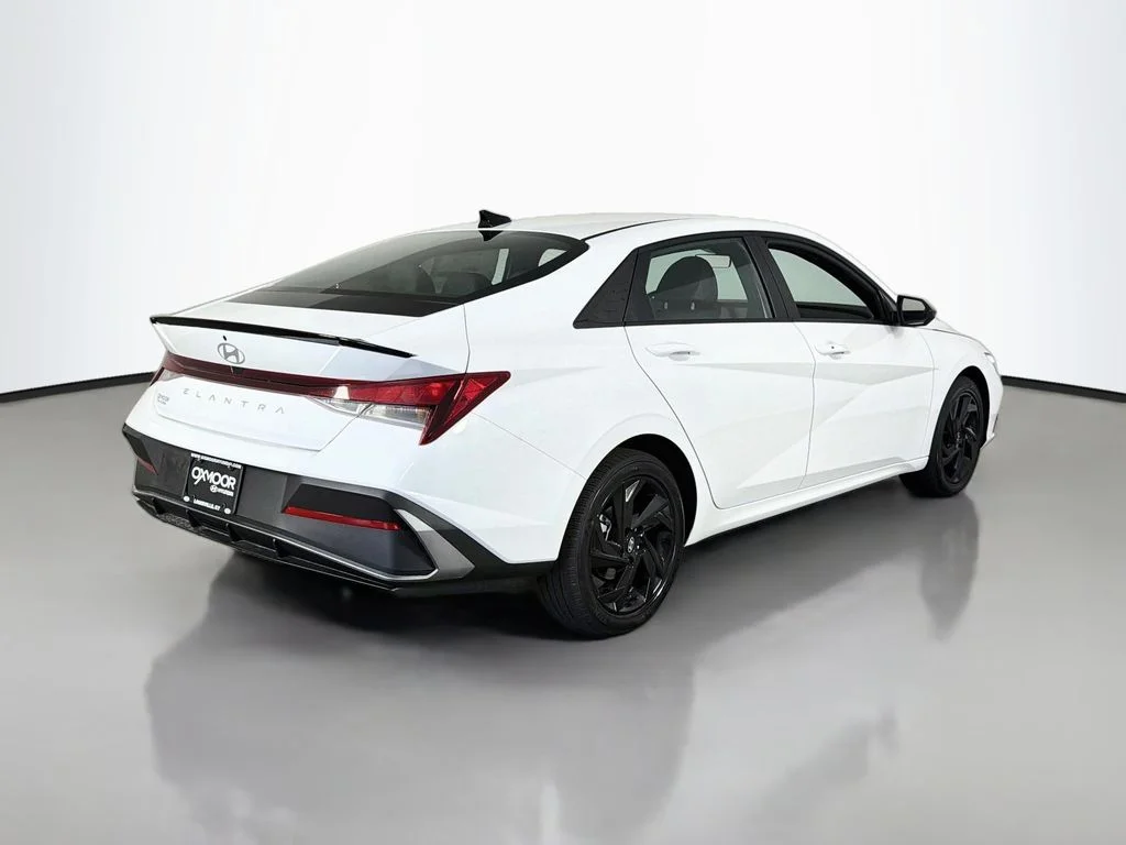 New 2026 Serenity White Hyundai SEL Sport Plus image 7