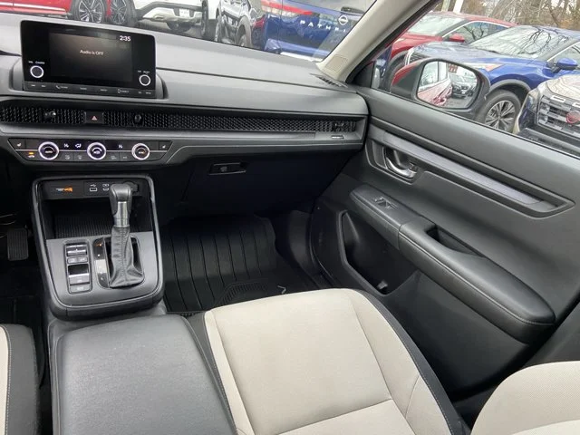 2025 Honda CR-V EX - Photo 13