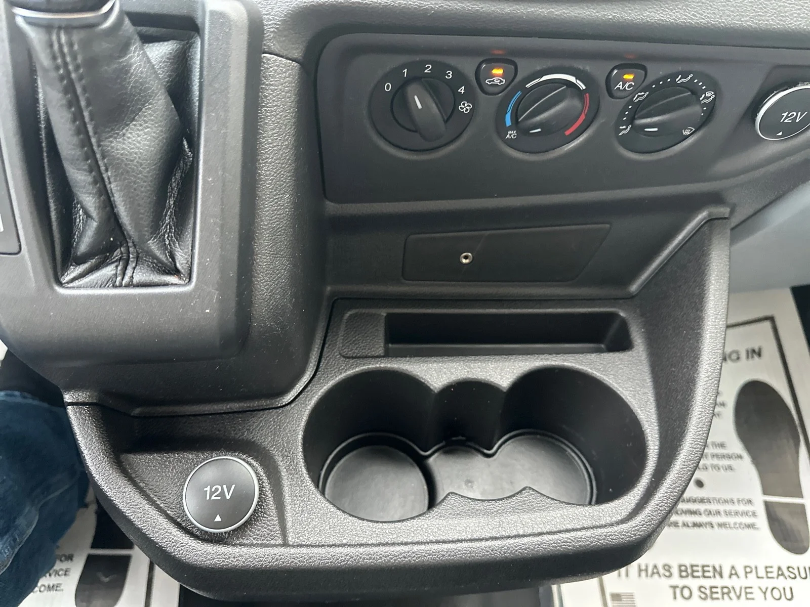 2018 Ford Transit Cutaway Base - Photo 18