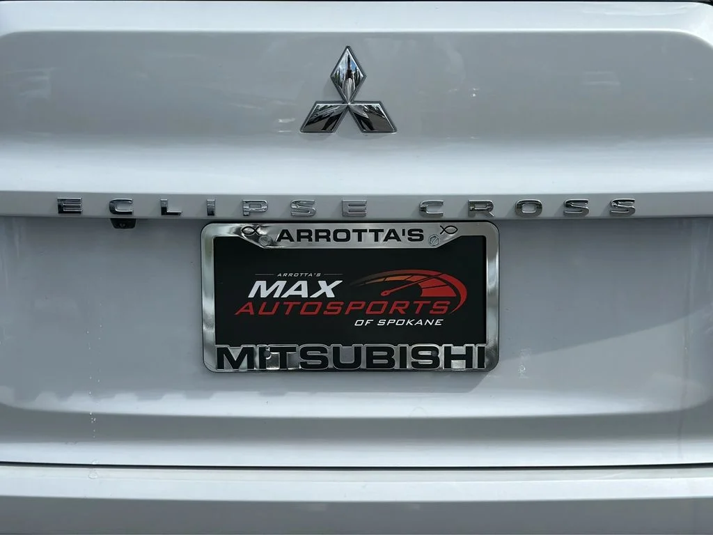 New 2026 White Diamond Mitsubishi SEL AWD image 31