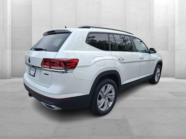 Used 2022 White Volkswagen 3.6L V6 SE w/Technology image 6